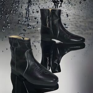 GEOX Respira Waterproof Black Leather Ankle Boots Silver Trim Sz 7.5 NWT! $225